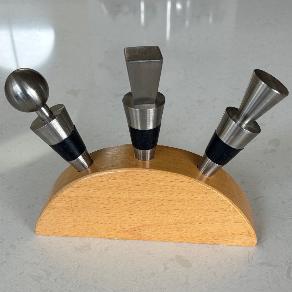 Stainless Steel Wine Stopper Set with Wooden Base